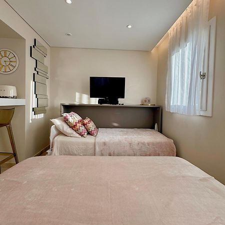 Studio Climatise, Terrasse, Parking Prive, 50M De La Plage Сен Тропе Екстериор снимка