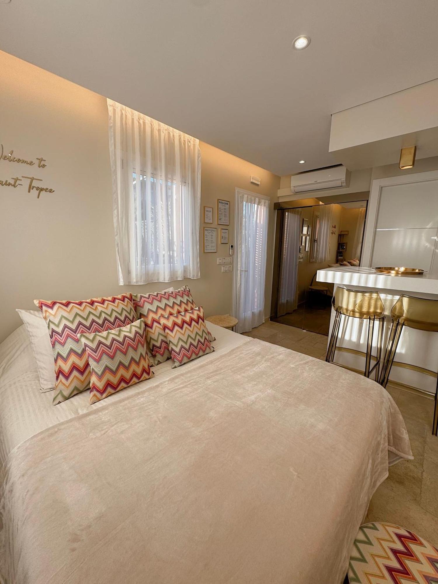 Studio Climatise, Terrasse, Parking Prive, 50M De La Plage Сен Тропе Екстериор снимка